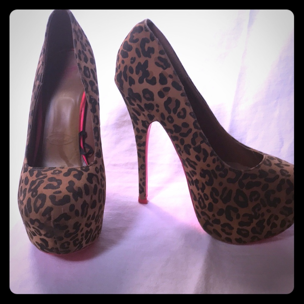 Hot pink bottoms cheetah print heels